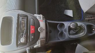 Peugeot 107 2006 1.0 12v 1KRFE Geel KBL onderdelen picture 14