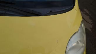 Peugeot 107 2006 1.0 12v 1KRFE Geel KBL onderdelen picture 8