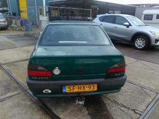 Peugeot 306 306 (7B), Sedan, 1993 / 2002 1.4 SL,SR picture 3