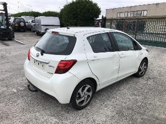 Vrakbiler auto Toyota Yaris DYNAMIC 2015/7