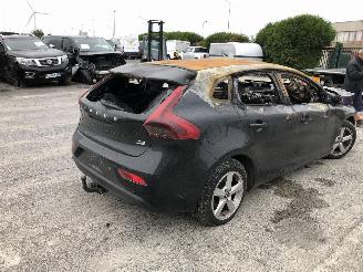 Volvo V-40 KINETIC 2.0 D   D2 picture 4