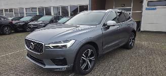 Volvo Xc-60 2.0L Benzine R Design*AWD*LED*Leren bekleding*Camera*Sound*Digitaal* picture 3