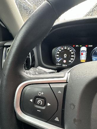 Volvo V-60 2.0 D3 Momentum pro picture 15