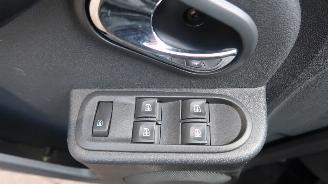 Dacia Duster Dacia Duster 1.6 SCe 4x2 picture 14