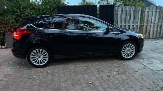  Ford Focus 1.0 EcoBoost Lease Titanium 2012/6