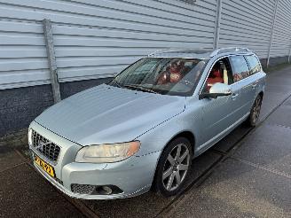  Volvo V-70 Volvo V70 2.4 D5 Summum 2008/3