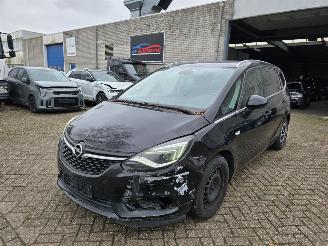 Opel Zafira Tourer Cosmo 7-Persoons Leder Led Navi Camera Stoelverw. Trekhaak 99KW/135PK 2017/6