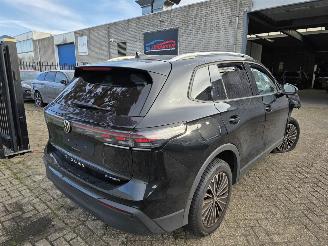 Schadeauto Volkswagen Tiguan 1.5 TSI eHybride IQ-Light 360View Virtual Keyless Sfeerverl. Acc Lane-Assist 1/2Leder Trekhaak 2026/3
