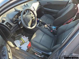 Hyundai I-30 i30 Crosswagon (WWH), Combi, 2007 / 2012 1.6 CRDi 16V VGT LP picture 4