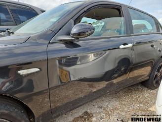 Alfa Romeo 147 147 (937), Hatchback, 2000 / 2010 1.6 Twin Spark 16V picture 8