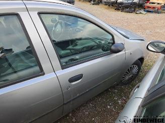 Fiat Punto Punto II (188), Hatchback, 1999 / 2012 1.3 JTD Multijet 16V picture 11