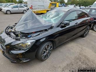 Sloopauto Mercedes Cla-klasse CLA (117.3), Sedan, 2013 / 2019 1.6 CLA-180 16V 2016/8