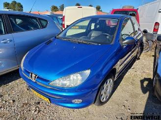 disassembly passenger cars Peugeot 206 206 (2A/C/H/J/S), Hatchback, 1998 / 2012 1.6 16V 2005/5