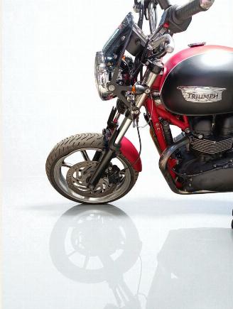 Triumph Bonneville 865 picture 11