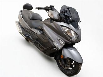 Suzuki  650 BURGMAN EXECUTIVE picture 3