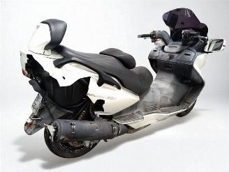 Suzuki  650 BURGMAN picture 3