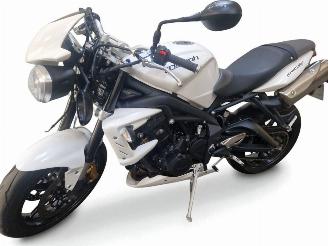 Triumph Street Triple  picture 11