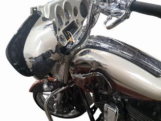 Harley-Davidson Street Glide CVO picture 11