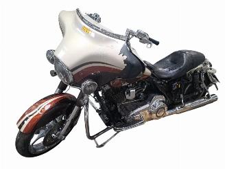 skadebil motor Harley-Davidson Street Glide CVO 2011/1