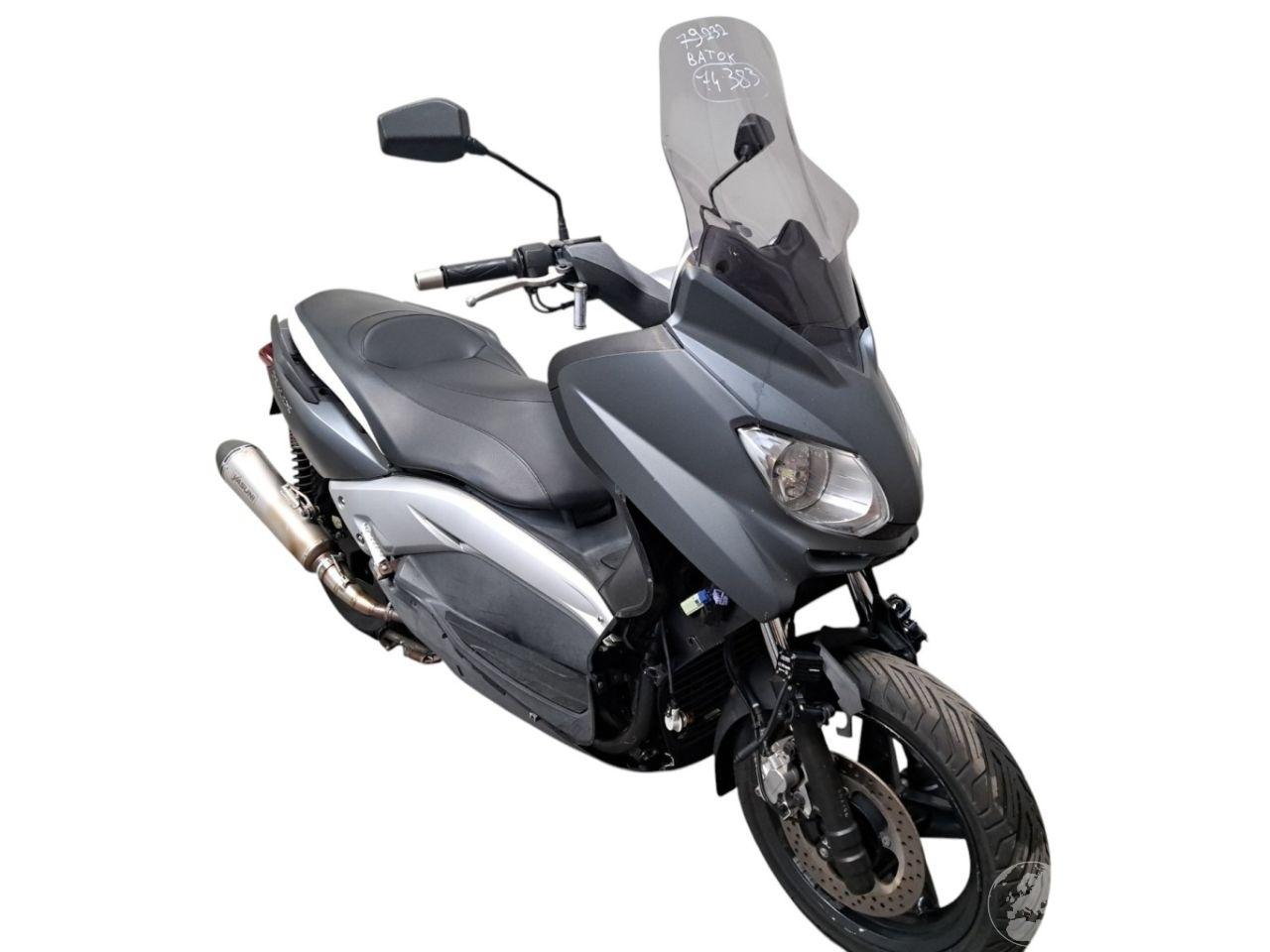 Yamaha  XMAX