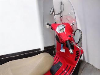 Piaggio  GTS VESPA picture 12