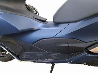 Honda  PCX picture 6