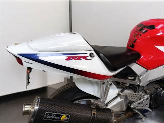 Honda CBR 900 RR picture 14