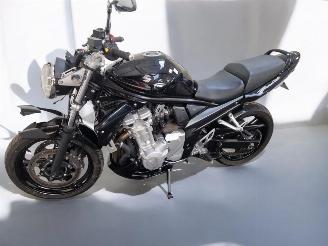 Suzuki Bandit 650  picture 7