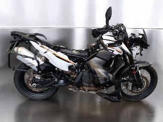 skadebil motor KTM  ADVENTURE 2019/10