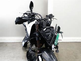 KTM  ADVENTURE picture 2