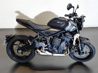 Vaurioauto  motor cycles Triumph Trident 660  2022/3