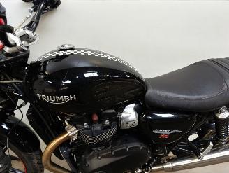 Triumph  STREET TWIN picture 19