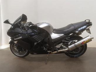 Kawasaki ZZ- R 1400  picture 3