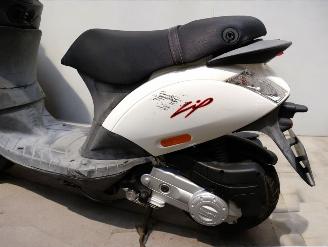 Piaggio  ZIP picture 6