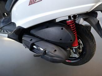 Piaggio  MP3 picture 6