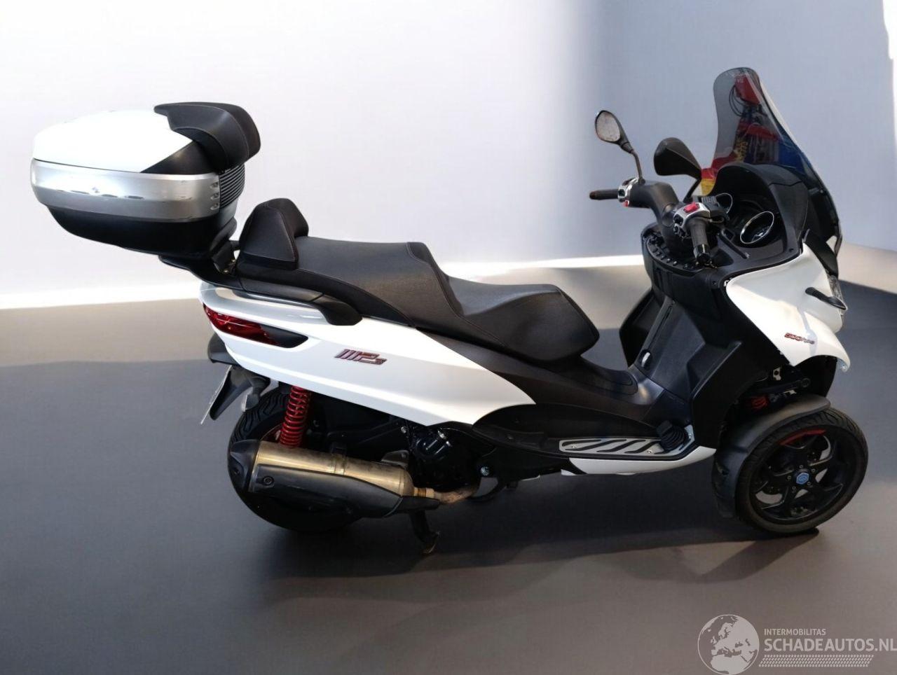 Piaggio  MP3