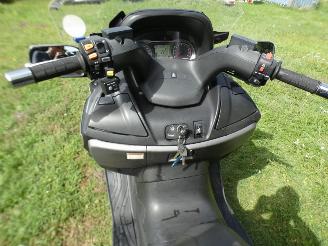 Suzuki  BURGMAN picture 20