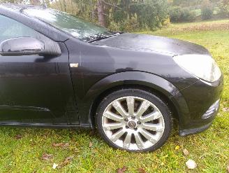 Opel Astra H TWINTOP CABRIOLET 1.9 CDTI- 16V TURBO picture 22