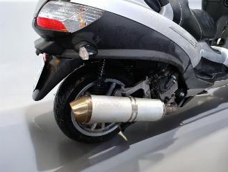 Piaggio  MP3 picture 9