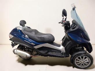 damaged scooters Piaggio  MP3 2009/3