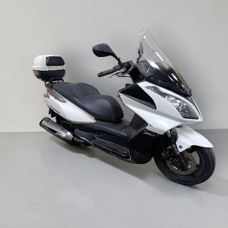 uszkodzony skutery Kymco  DINK STREET 2011/2