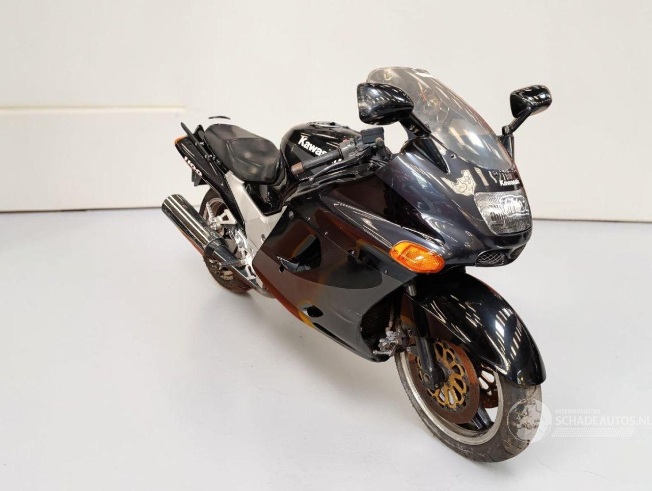 Kawasaki ZZ - R 1100 