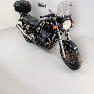 Schade motor Suzuki GSX 750 INAZUMA 2002/11