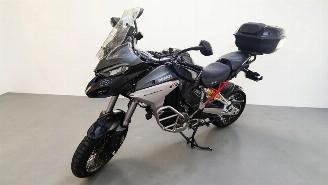 Ducati MTS 1200 V4 picture 3