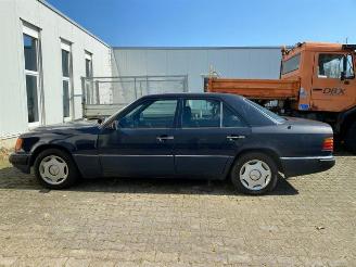 Mercedes E-klasse 230 *Klima* picture 3