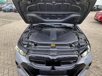 BMW i5 M60 xDrive *HEAD-UP - PANO - 360 KAM - NAVI* picture 13
