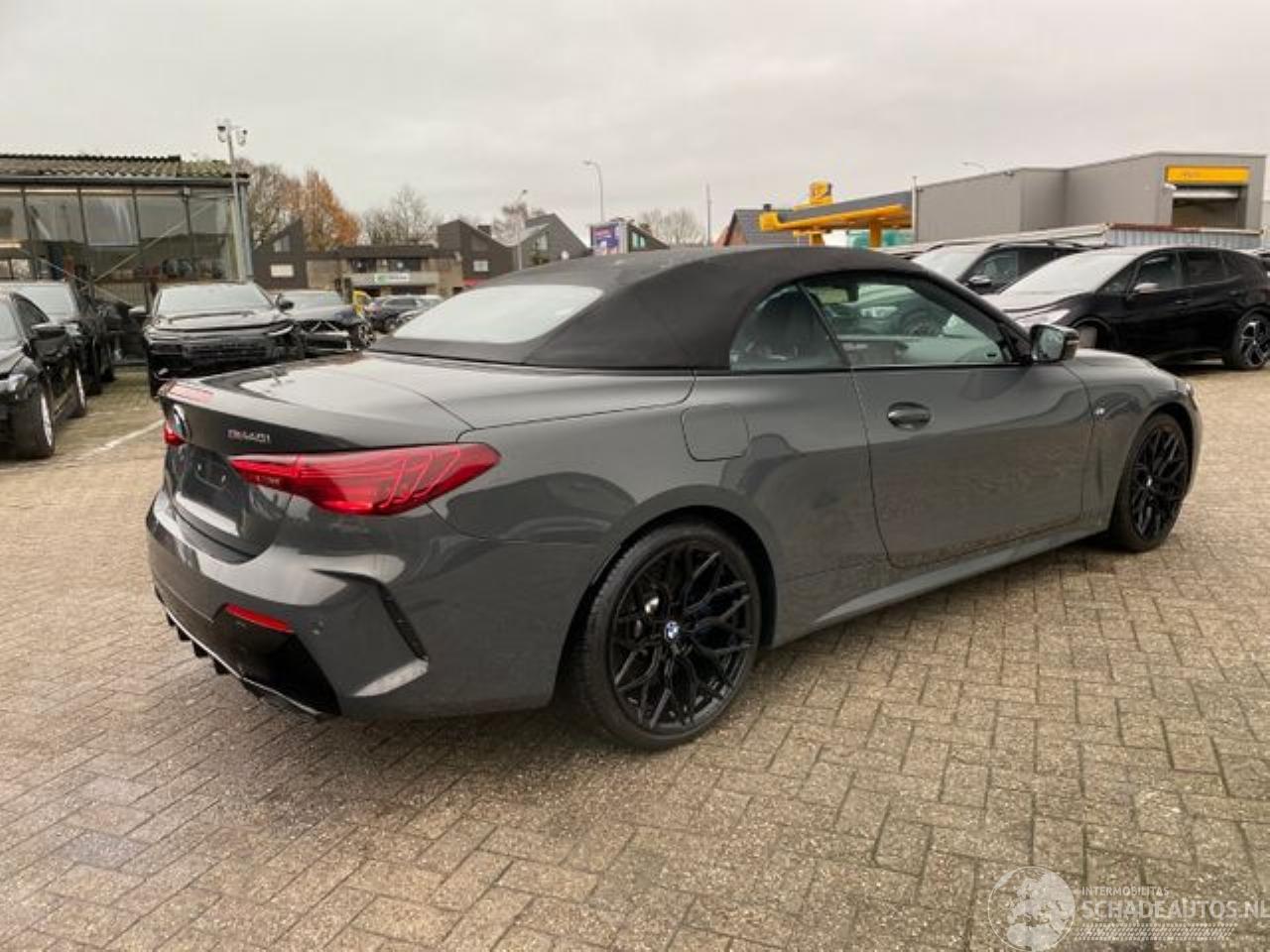 BMW M4 40i xDrive Cabrio *HEAD-UP - 360 KAM - NAVI*