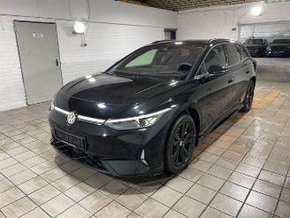 škoda osobní automobily Volkswagen ID.7 Tourer GTX 4Motion HUD/AHK/360/NAVI/H&K 2026/1