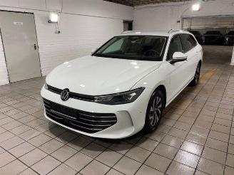 uszkodzony samochody osobowe Volkswagen Passat Variant 2.0 TDI DSG Business HUD/KAM/NAVI 2026/3