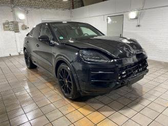 Voiture accidenté Porsche Cayenne S E-Hybrid Coupe CHRONO/PANO/HUD/AHK/360 2025/6